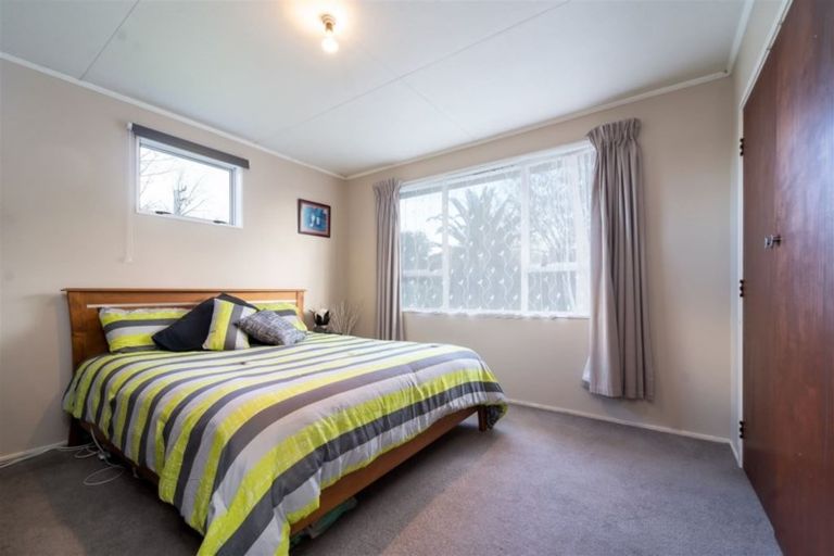 Photo of property in 18 Frederick Street, Carterton, 5713