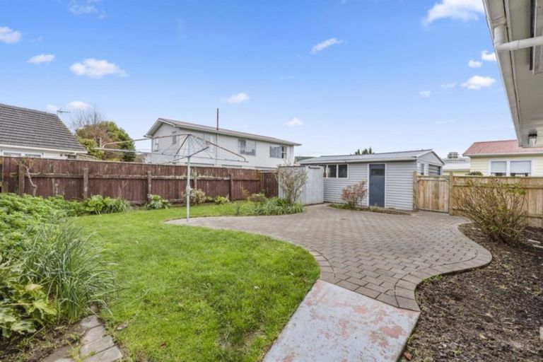 Photo of property in 32 Mcdonald Street, Taita, Lower Hutt, 5011