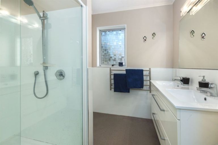 Photo of property in 92 Conclusion Street, Ascot Park, Porirua, 5024