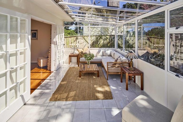 Photo of property in 10 Wairere Road, Belmont, Lower Hutt, 5010