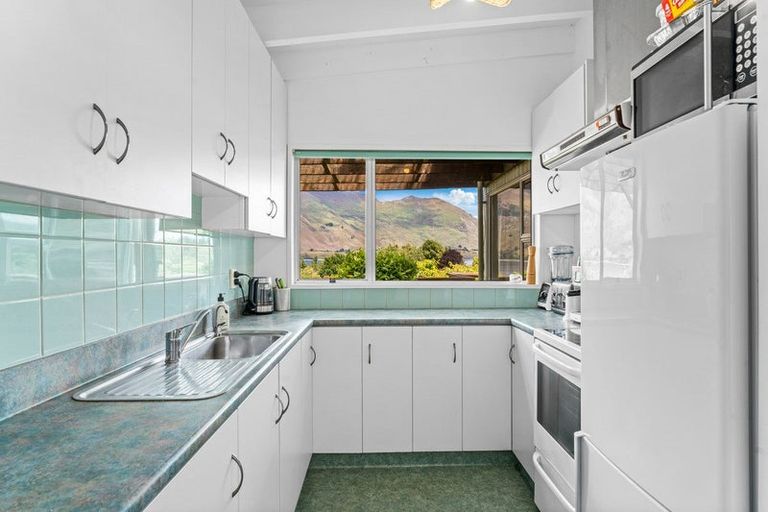 Photo of property in 50 Beacon Point Road, Wanaka, 9305
