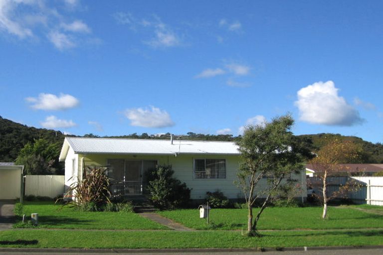 Photo of property in 96 Mohaka Street, Wainuiomata, Lower Hutt, 5014