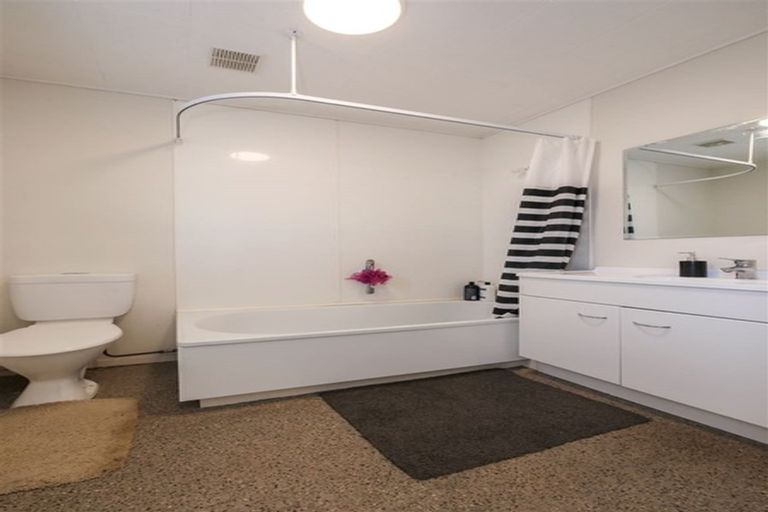 Photo of property in 7e Osmond Street, South Dunedin, Dunedin, 9012