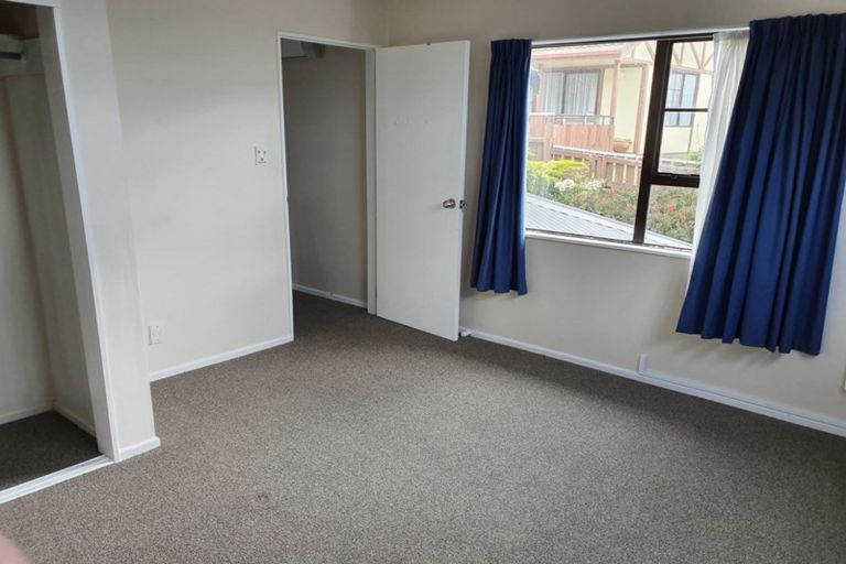 Photo of property in 74 Cortina Avenue, Johnsonville, Wellington, 6037