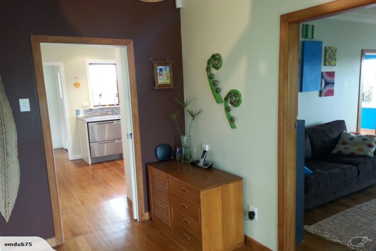 Photo of property in 185 Kitchener Road, Pukekohe, 2120