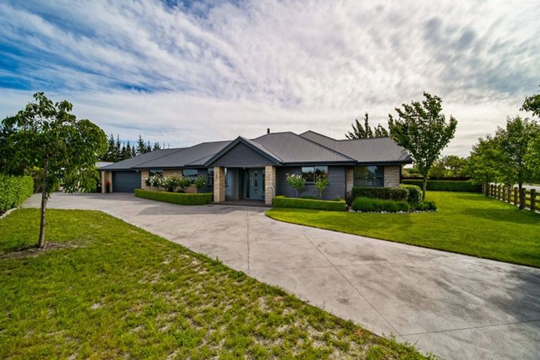 Photo of property in 12 Rossington Drive, West Melton, 7618