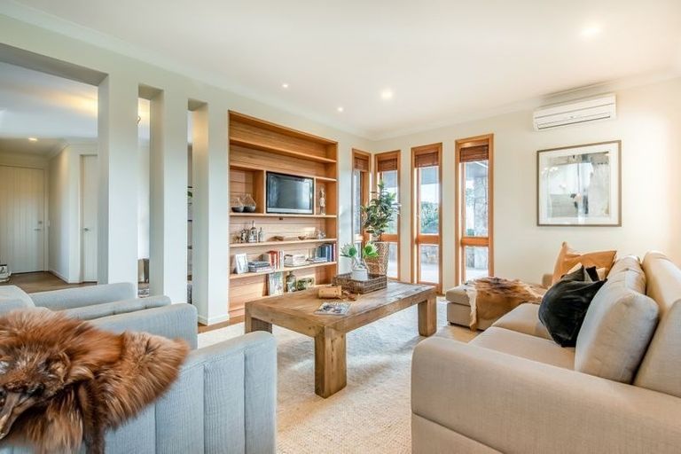 Photo of property in 273 Forestry Road, Waitoki, Kaukapakapa, 0871