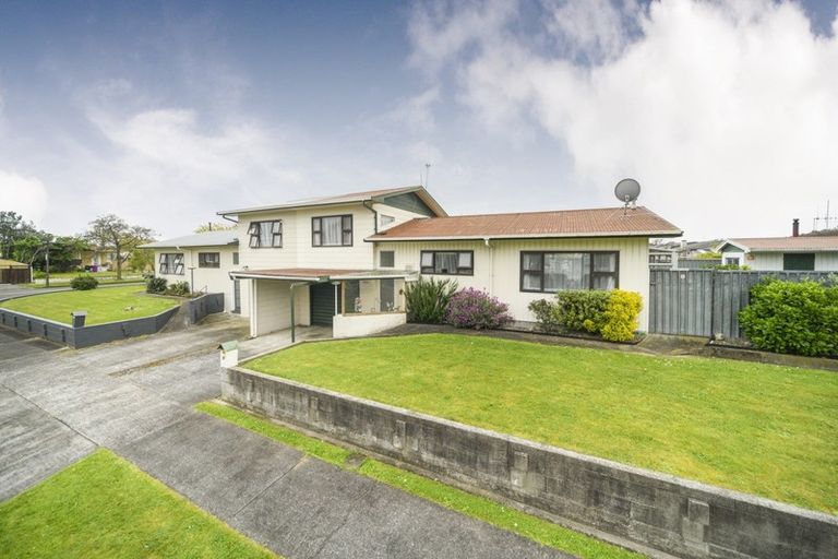 Photo of property in 1a Cohen Place, Milson, Palmerston North, 4414