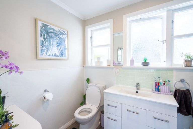 Photo of property in 22 Ascot Street, Hokowhitu, Palmerston North, 4410