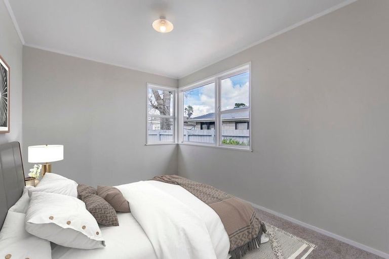 Photo of property in 16 Bettina Place, Manurewa, Auckland, 2102