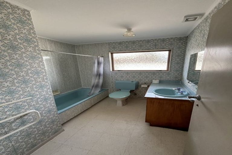 Photo of property in 35a Olive Terrace, Paraparaumu Beach, Paraparaumu, 5032