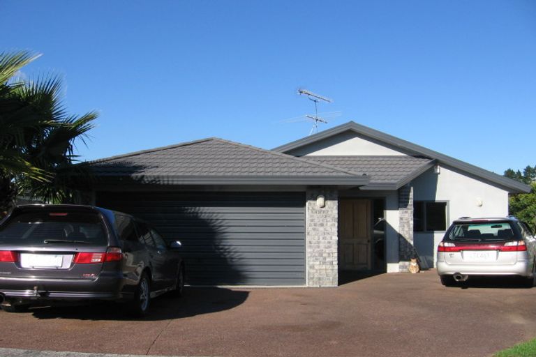 Photo of property in 21 Sample Road, Albany, Auckland, 0632