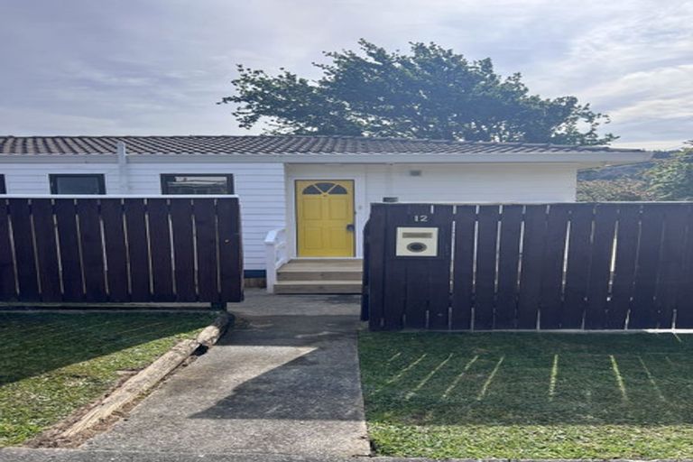Photo of property in 12 Kennedy Grove, Stokes Valley, Lower Hutt, 5019