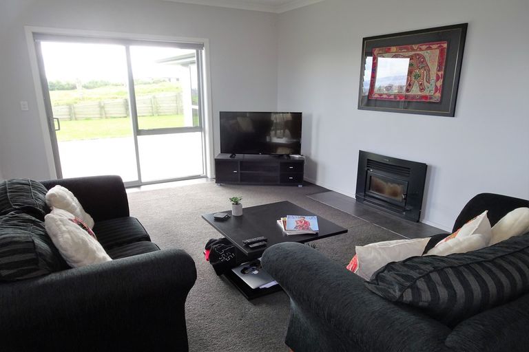 Photo of property in 24 Butler Place, Lynmore, Rotorua, 3010
