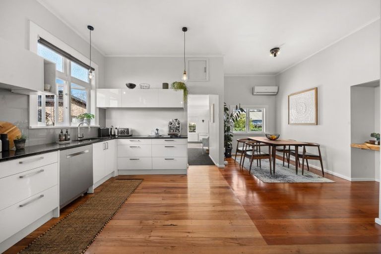 Photo of property in 74 Pownall Street, Masterton, 5810