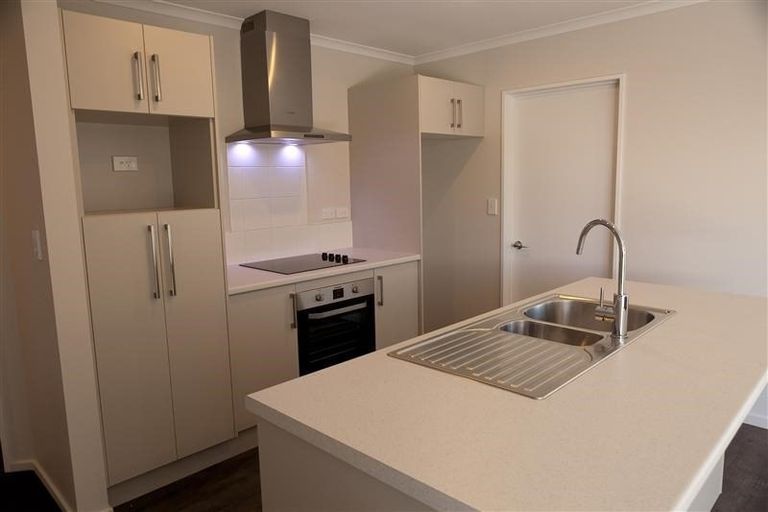 Photo of property in 4 Te Aika Street, Marshland, Christchurch, 8083