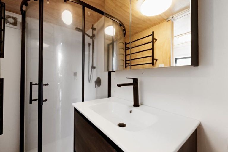 Photo of property in 18 Motiti Road, Papamoa Beach, Papamoa, 3118