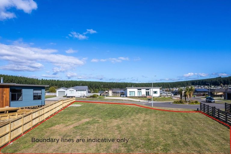 Photo of property in 73 John Norrie Place, Motuoapa, 3382