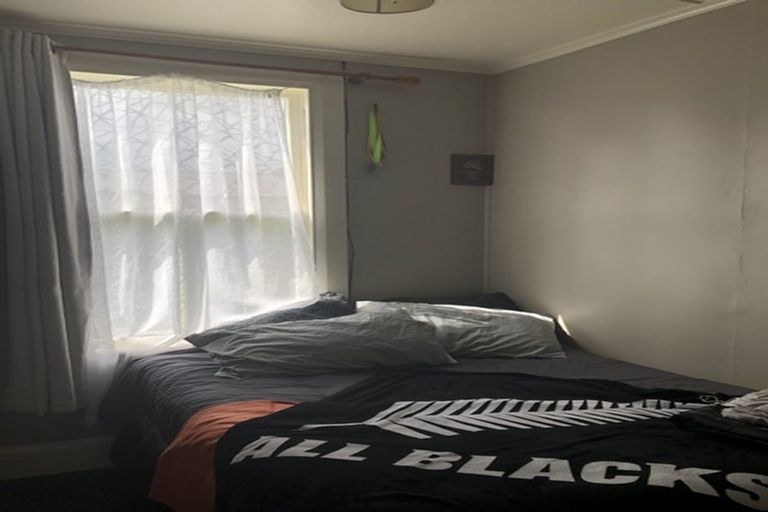 Photo of property in 16 Pukeko Street, Frankton, Hamilton, 3204