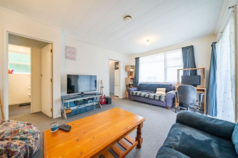 Photo of property in 3a Hair Street, Wainuiomata, Lower Hutt, 5014