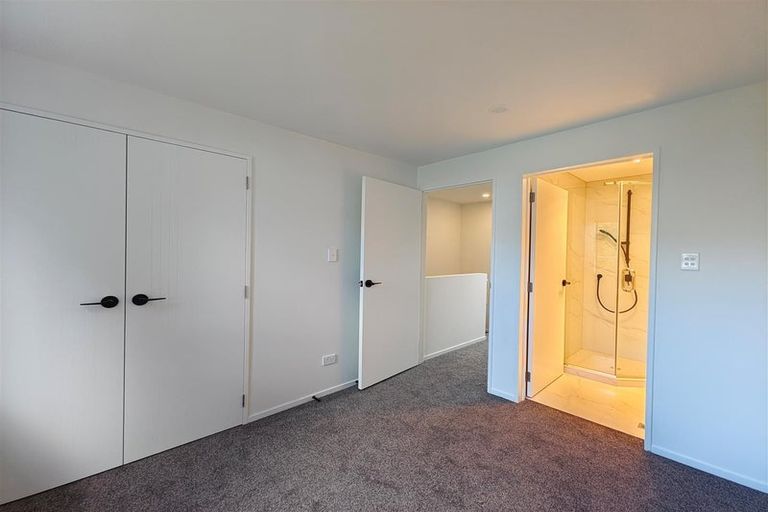 Photo of property in 13/13 Grove Lane, Pakuranga, Auckland, 2010