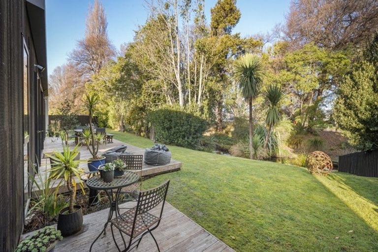 Photo of property in 11 Girvan Street, Fendalton, Christchurch, 8041