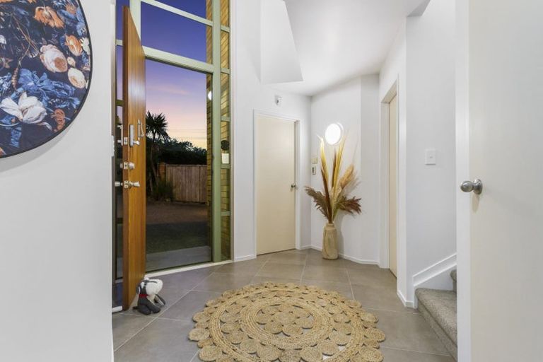 Photo of property in 88a Aberdeen Road, Campbells Bay, Auckland, 0620