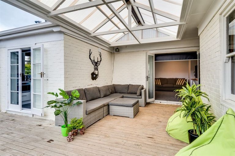 Photo of property in 35 Bedford Road, Marewa, Napier, 4110