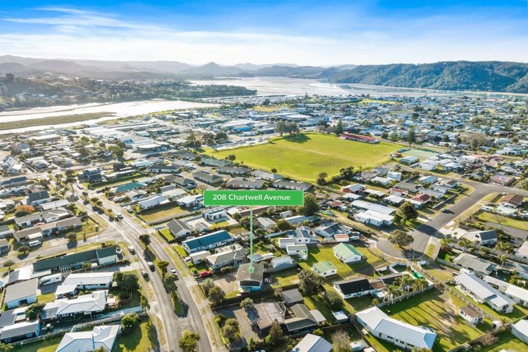 Photo of property in 208 Chartwell Avenue, Whangamata, 3620