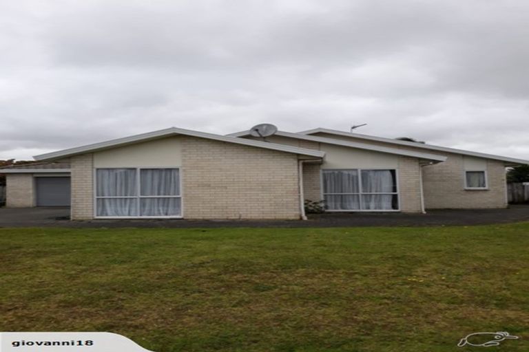 Photo of property in 71 Tington Avenue, Wattle Downs, Auckland, 2103