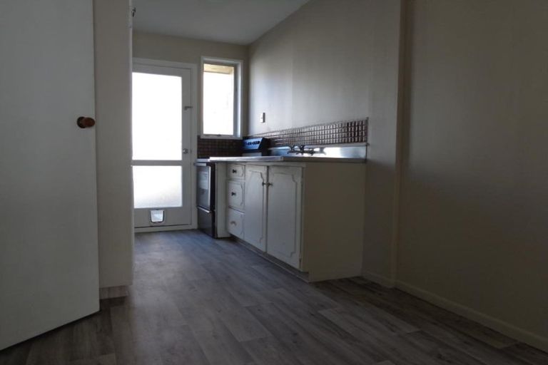 Photo of property in 2/72 Nursery Road, Phillipstown, Christchurch, 8011