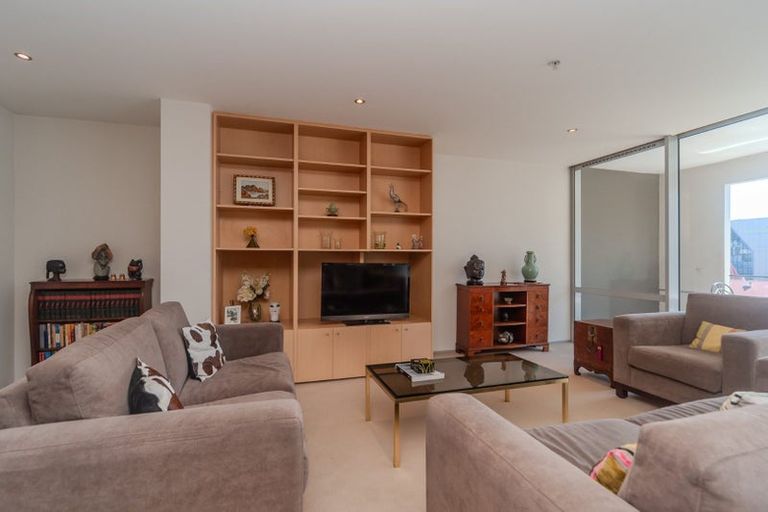 Photo of property in Sanctum Apartments, 64/10b Ebor Street, Te Aro, Wellington, 6011
