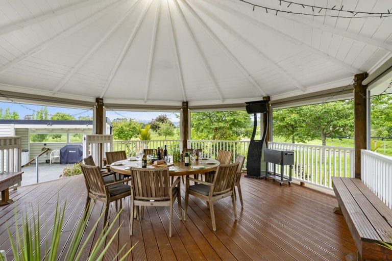 Photo of property in 140 School Road, Te Horo, Otaki, 5582