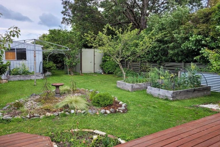 Photo of property in 11 Waite Street, Featherston, 5710