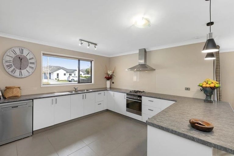 Photo of property in 19 Clearwater Place, Mayfield, Blenheim, 7201