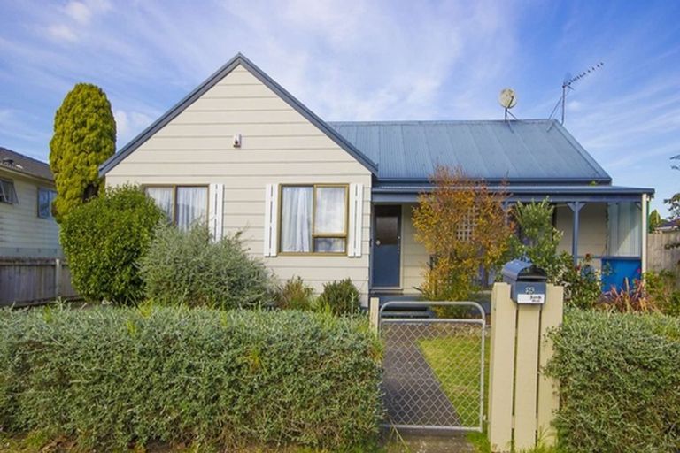 Photo of property in 25 Balloch Street, Randwick Park, Auckland, 2105