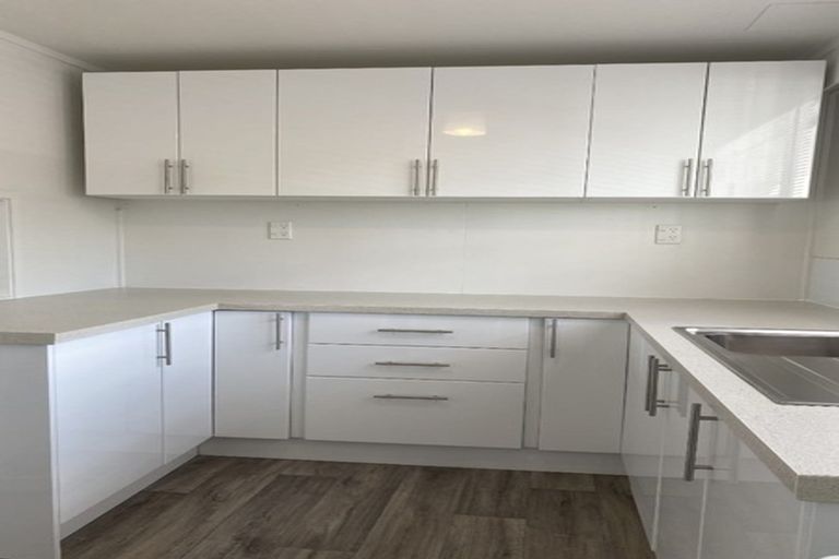 Photo of property in 5 Hawker Street, Mount Victoria, Wellington, 6011