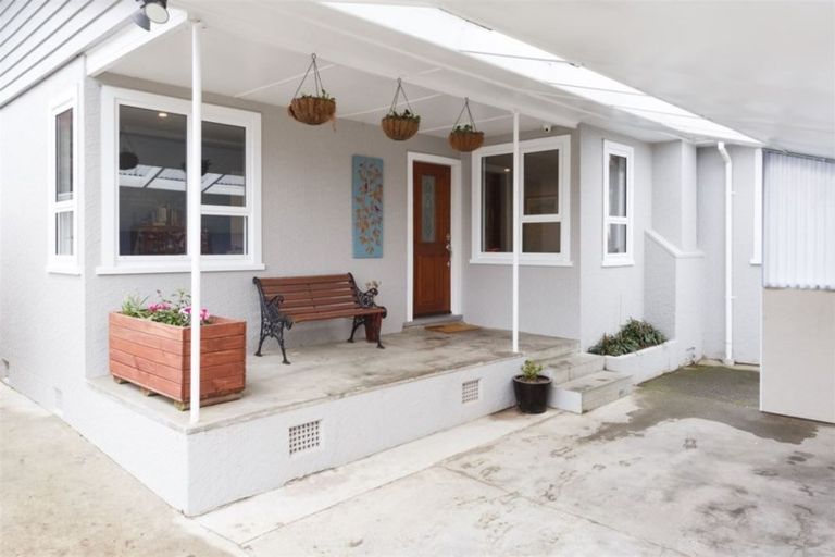 Photo of property in 5 Ilford Place, Awapuni, Palmerston North, 4412