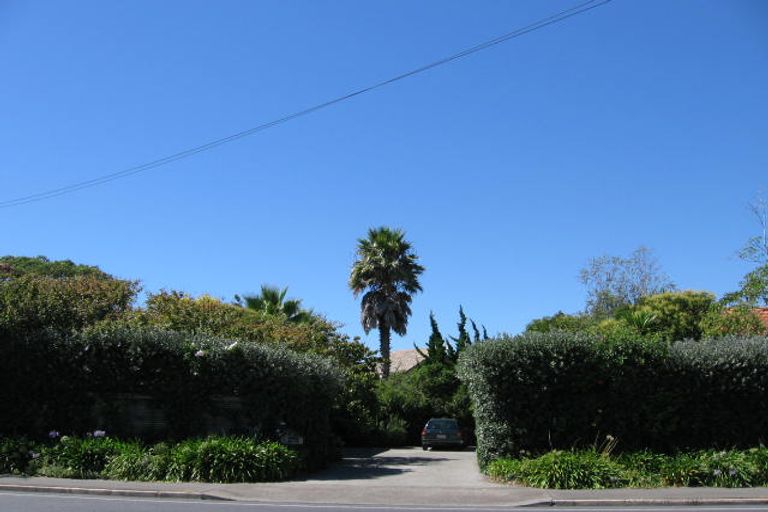 Photo of property in 62 Shakespeare Road, Milford, Auckland, 0620