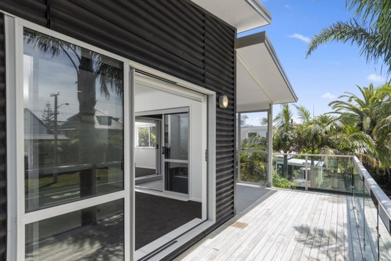 Photo of property in 1044a Papamoa Beach Road, Papamoa Beach, Papamoa, 3118