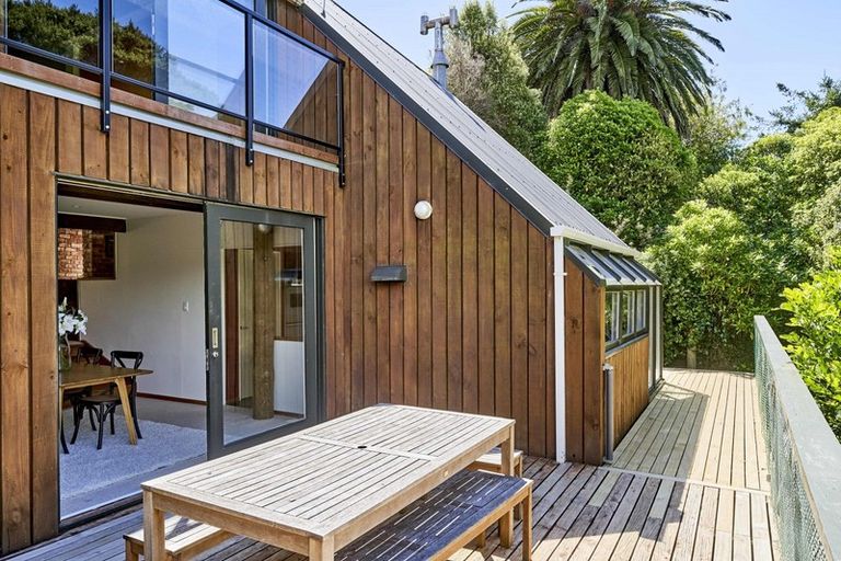 Photo of property in 46 Gordon Road, Plimmerton, Porirua, 5026