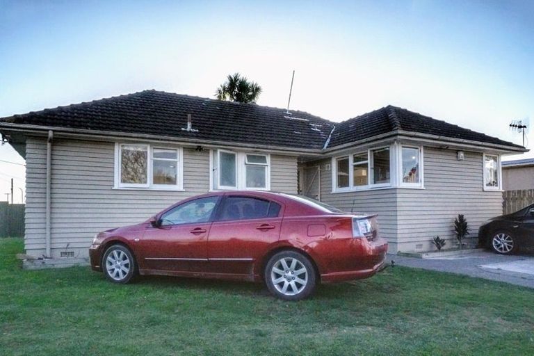 Photo of property in 33 Lister Crescent, Maraenui, Napier, 4110