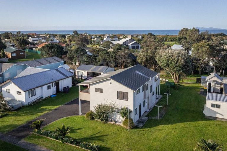 Photo of property in 439 Seaforth Road, Bowentown, Waihi Beach, 3177