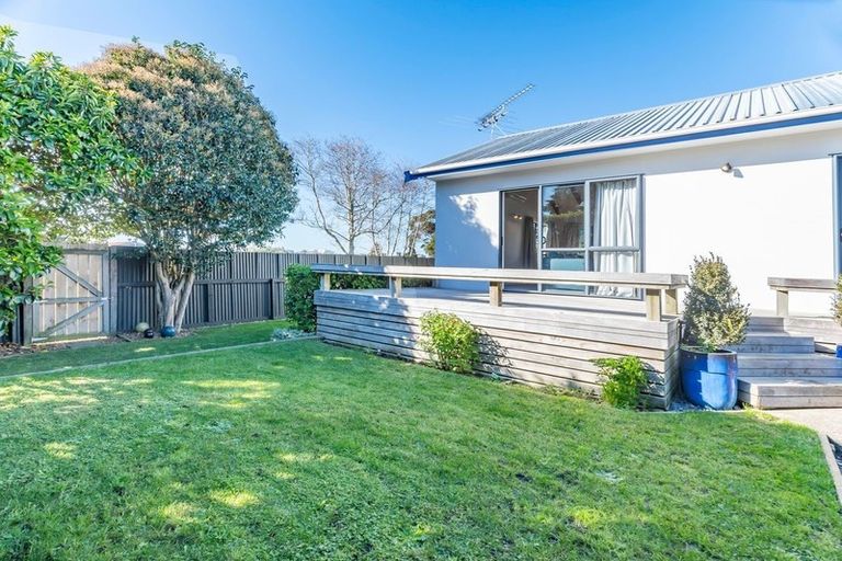 Photo of property in 40 Plunket Avenue, Papatoetoe, Auckland, 2104