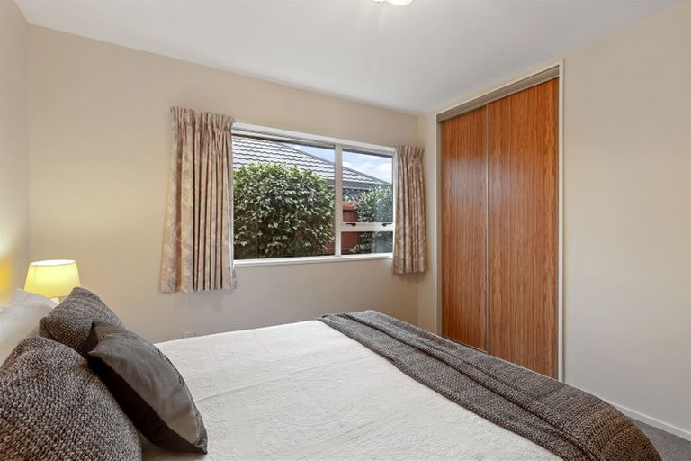 Photo of property in 33 Kedleston Drive, Avonhead, Christchurch, 8042