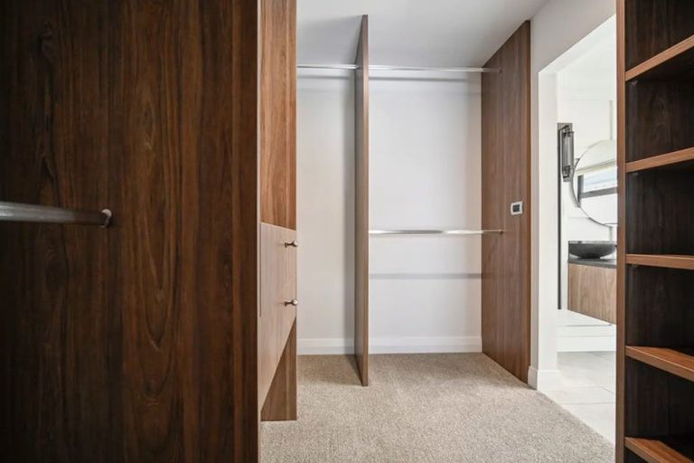 Photo of property in 127 Arataki Road, Havelock North, 4130