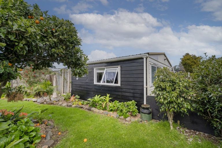 Photo of property in 52 South Highway East, Whitianga, 3510