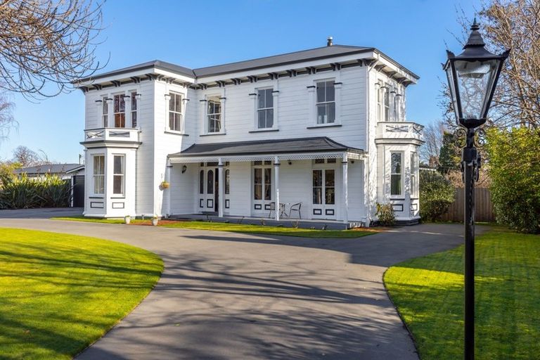 Photo of property in 82 Maxwell Road, Blenheim, 7201