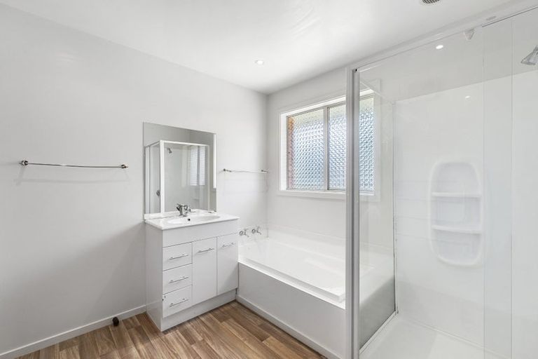 Photo of property in 19 Rutherglen Avenue, Ilam, Christchurch, 8041