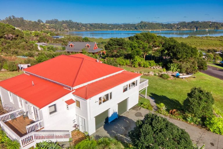 Photo of property in 8 Lichen Grove, Russell, 0272